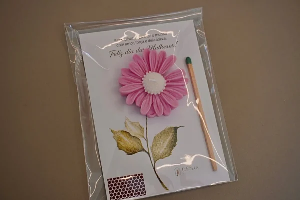 kit com 10 Und do Cartão aromático com Vela Flor de margarida  (Personalizável) - Imagem 3