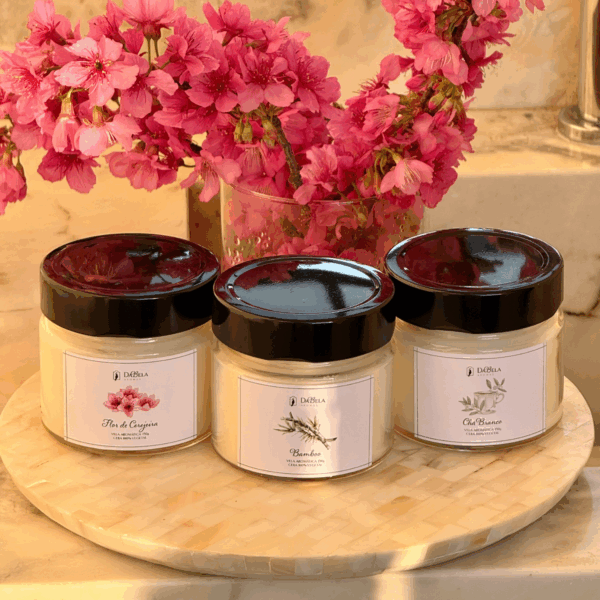 Kit Velas Aromáticas Coleção Outono Particular 150g – com 20% de desconto no valor